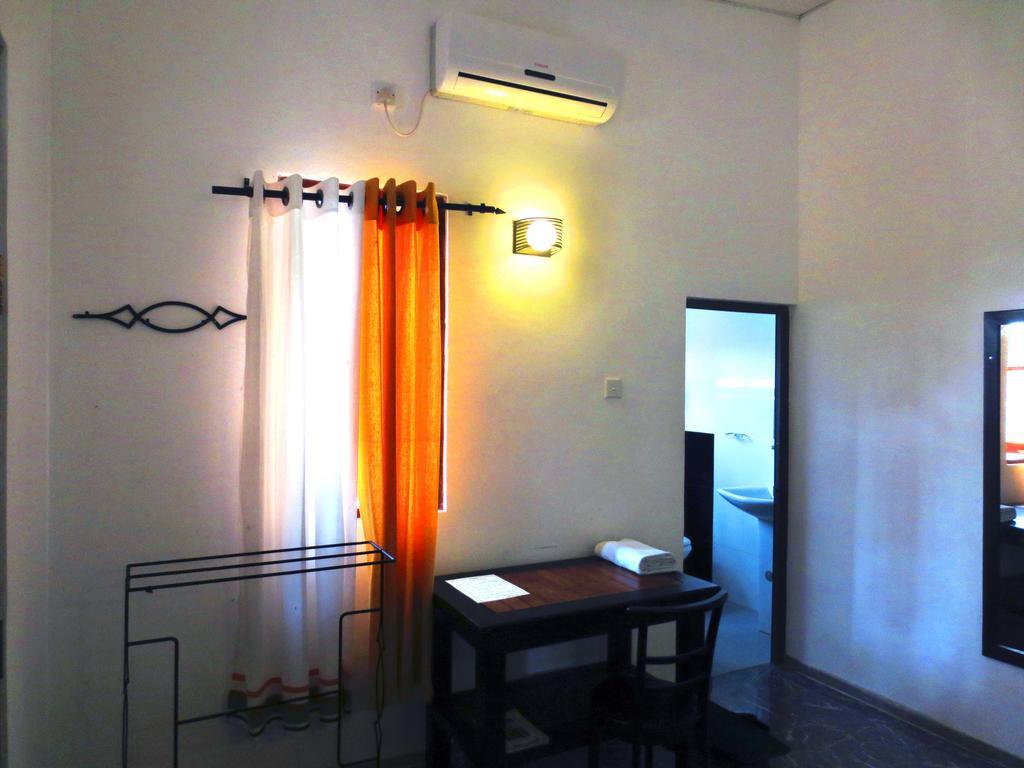 Pelican View Cottages Kataragama Bagian luar foto